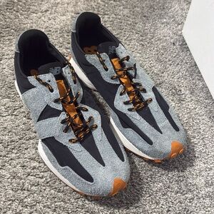 Men's New Balance 327 size 13